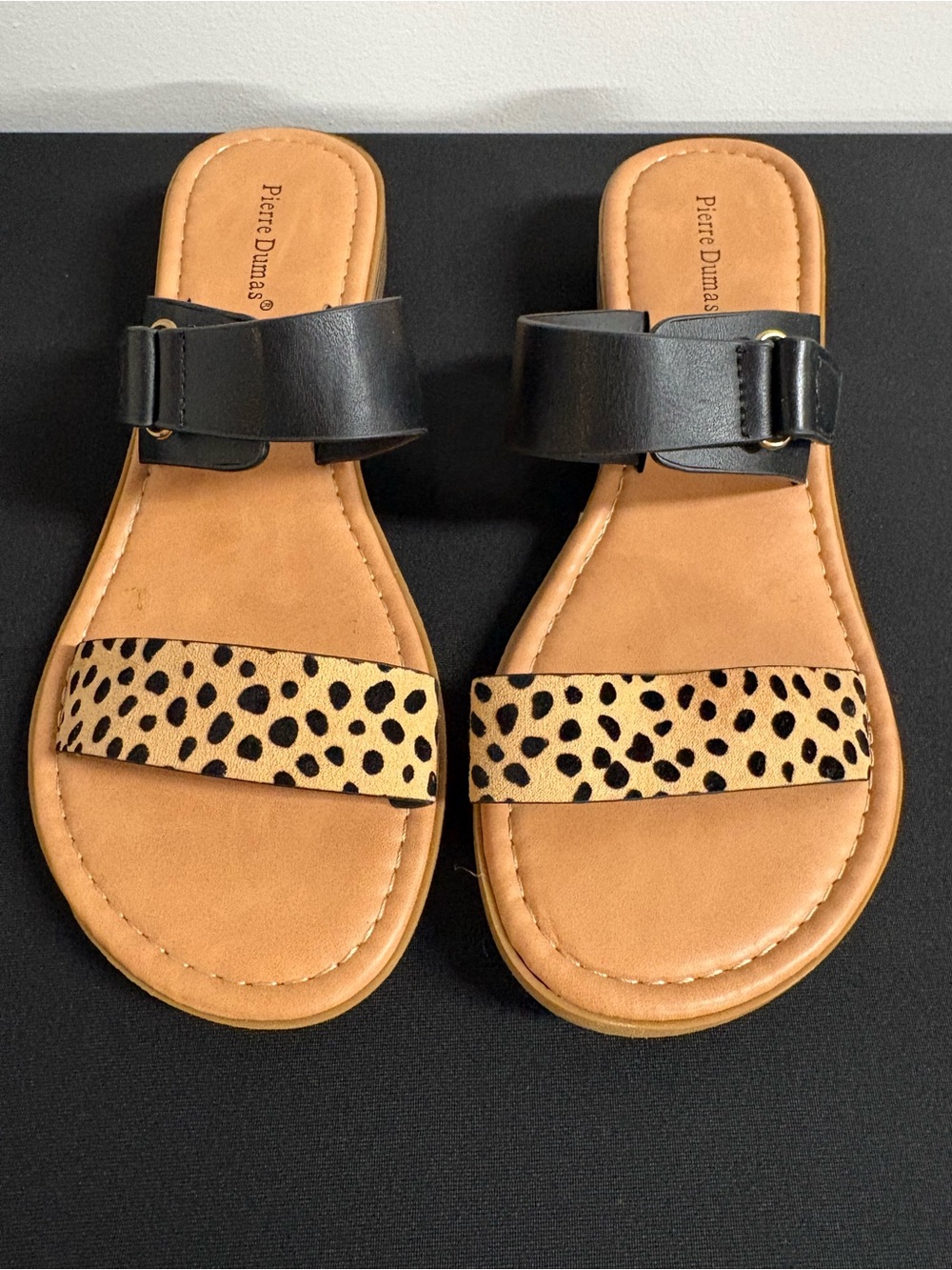 Pierre Dumas Women's Black & Tan Leopard Slide Sandals